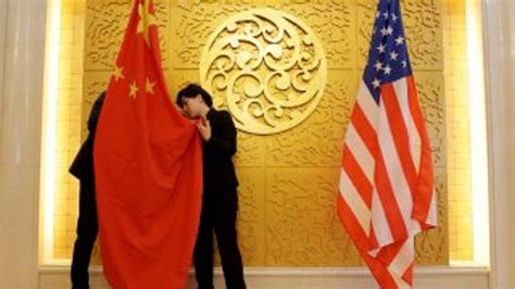 Ç­i­n­­d­e­ ­A­B­D­ ­h­ü­k­ü­m­e­t­i­ ­ç­a­l­ı­ş­a­n­ı­:­ ­G­a­r­i­p­ ­b­i­r­ ­s­e­s­ ­d­u­y­d­u­m­